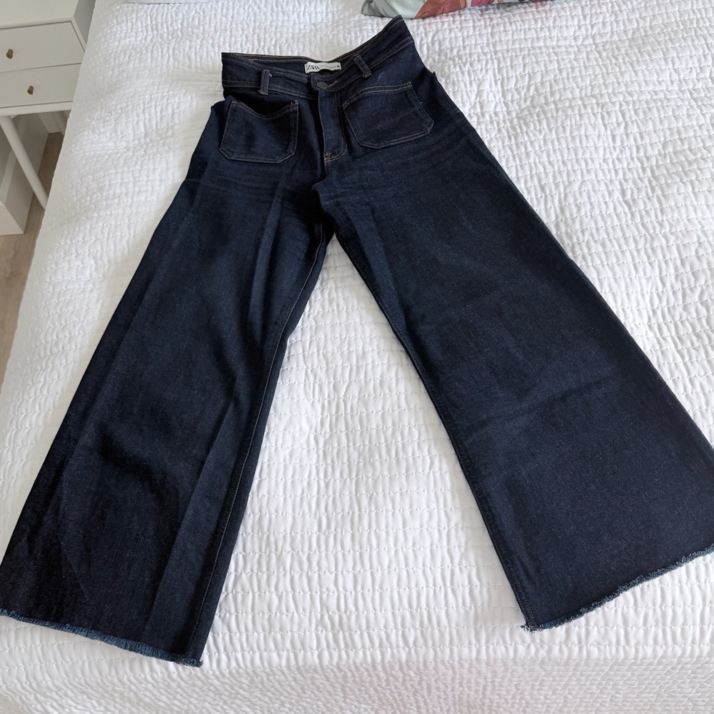 Zara cropped jeans,Size 4